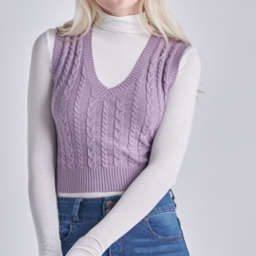 Cable Knit Vest

Selected Color: Lavender
Selected Size: M